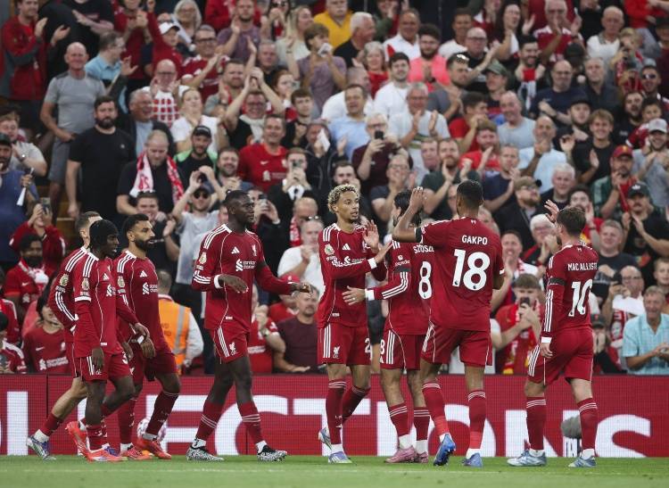 泰晤士报：英超净比赛时间下降明显，复杂定位球战术是原因之一